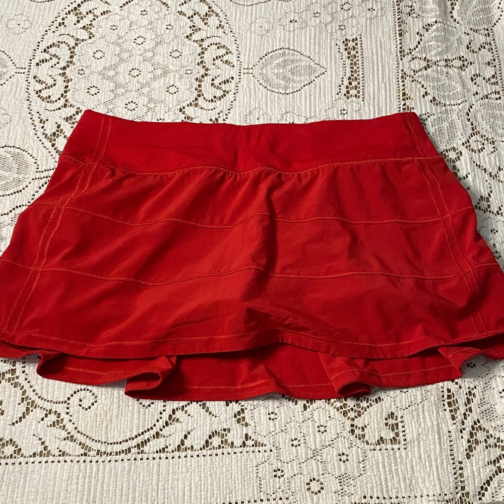 Red lululemon skirt